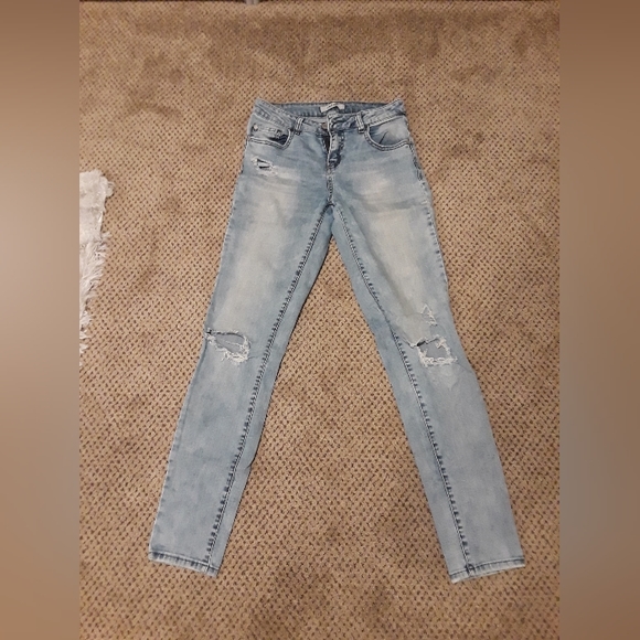Charolette Russe Refuge distressed skinny jeans - Picture 1 of 3